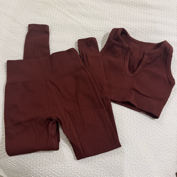 Brown Ribbed Two-Piece Set - Picture 2 of 4